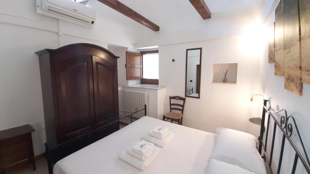 Capodigallo Holiday Trullo Monte Santo 阿尔贝罗贝洛 外观 照片